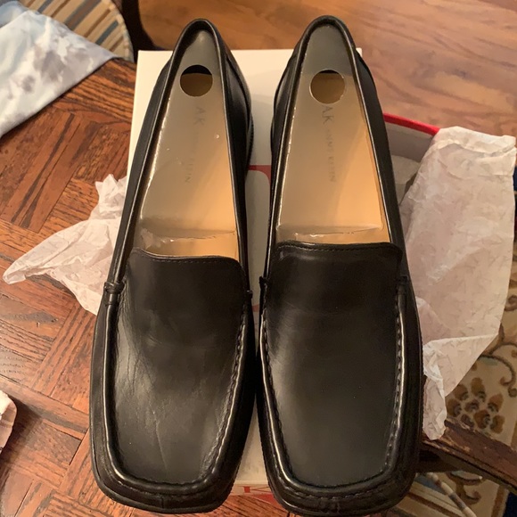 🤩Host Pick🤩 Anne Klein loafers - Picture 3 of 7